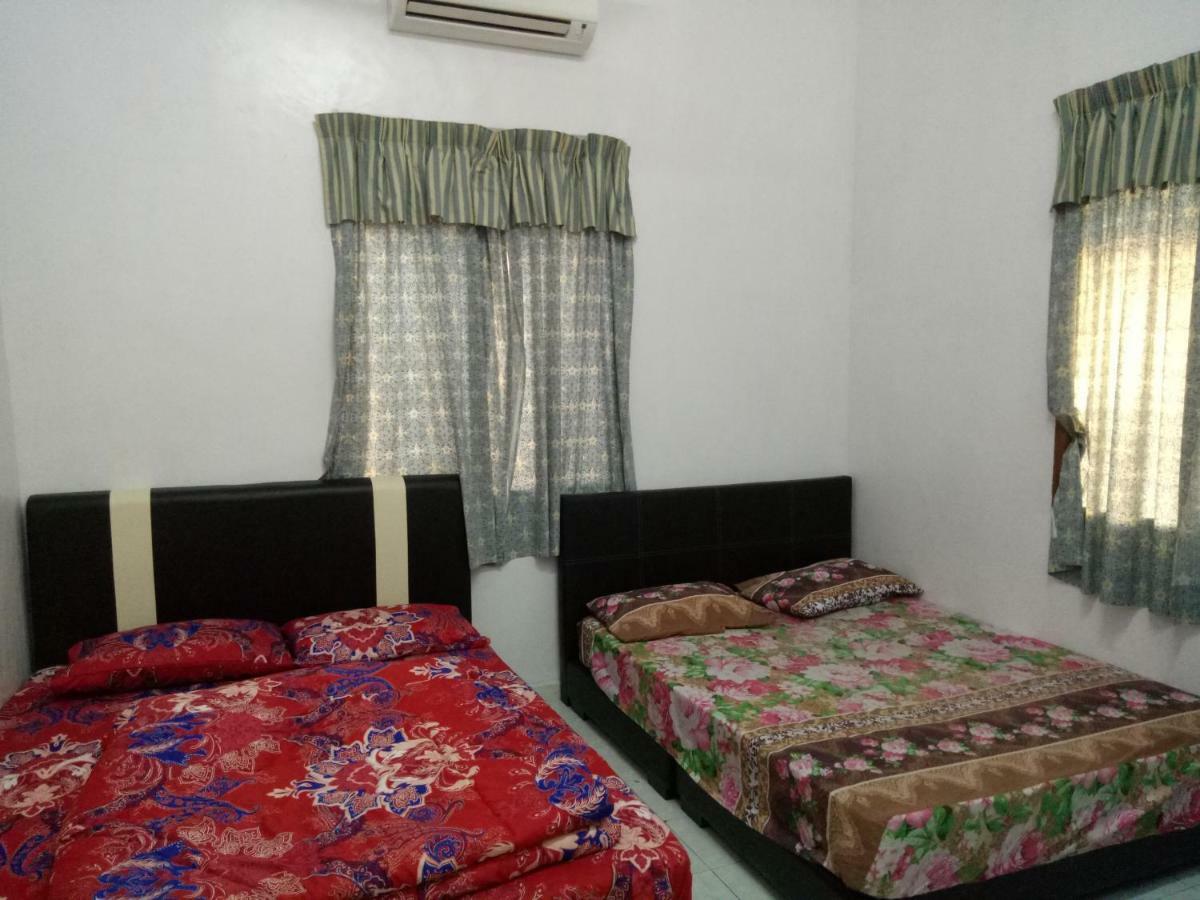Aiman Homestay Marang Ngoại thất bức ảnh